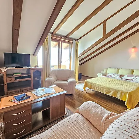 Lucic-5 By Interhome * Poljice